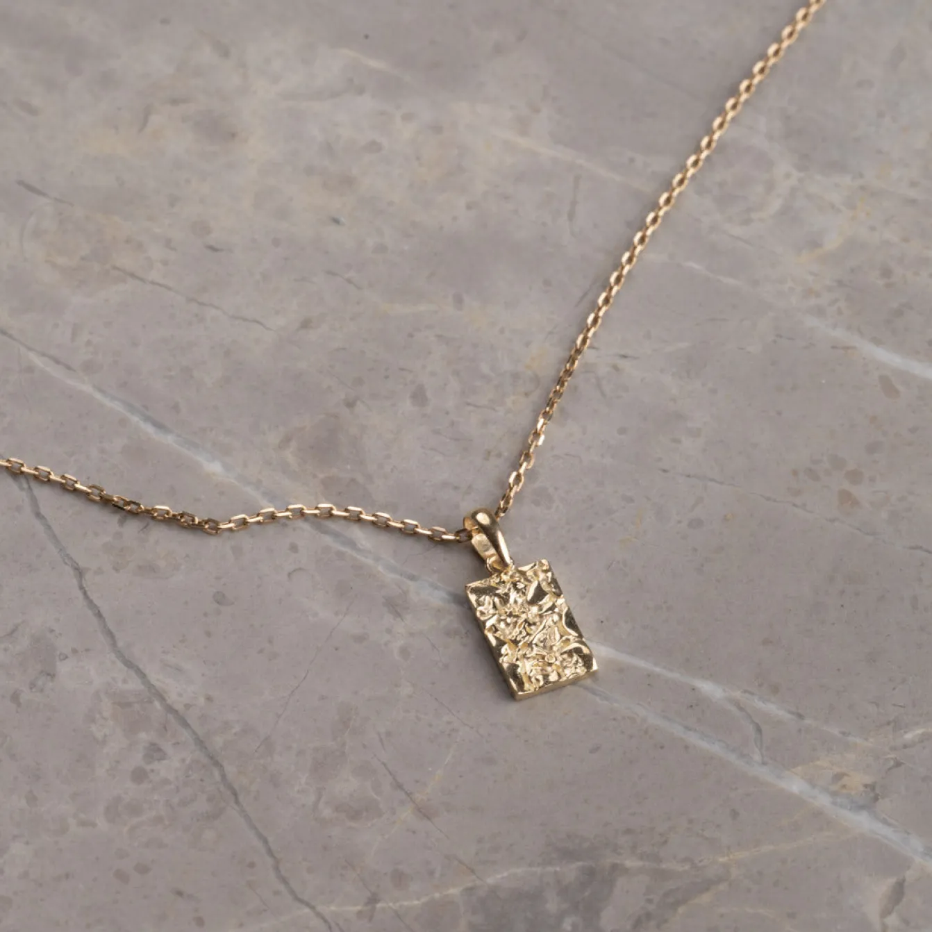 ELMIRA SOLID GOLD PENDANT