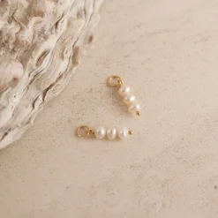 ELOISE PEARL GOLDEN EARRING CHARM - Sisi Copenhagen