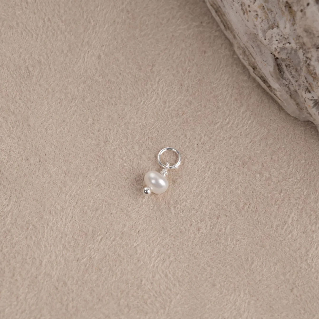 ELOISE PEARL SILVER EARRING CHARM