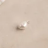 ELSA WHITE BAROQUE PEARL SILVER PENDANT - Sisi Copenhagen