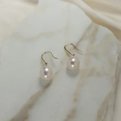 ELSIE WHITE PEARL SOLID GOLD EARRING