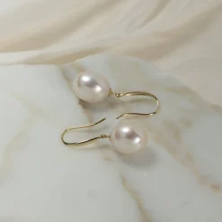 ELSIE WHITE PEARL SOLID GOLD EARRING