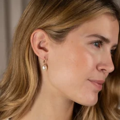ELSIE WHITE PEARL SOLID GOLD EARRING