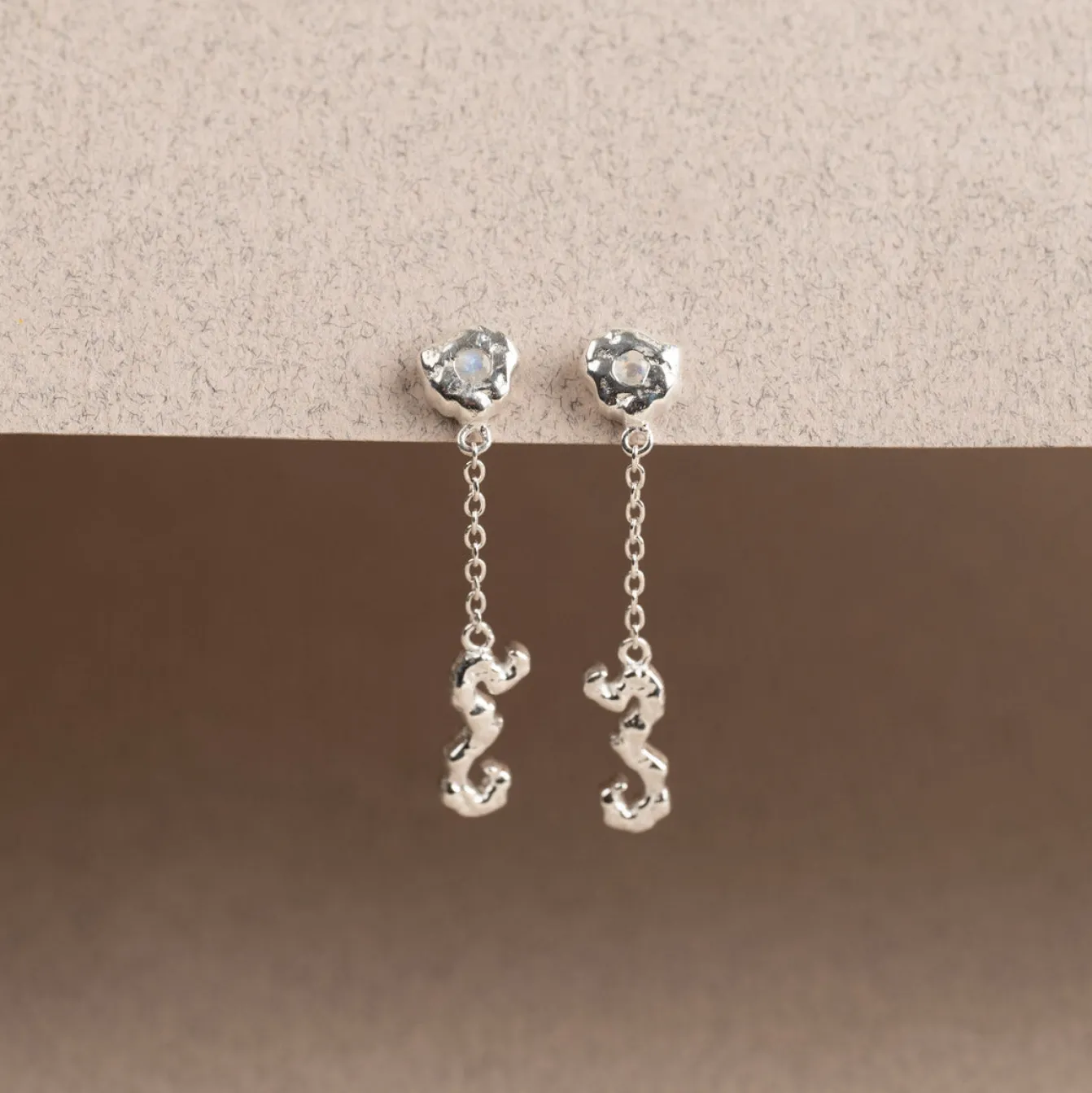 EMILIA MOONSTONE SILVER EARRING