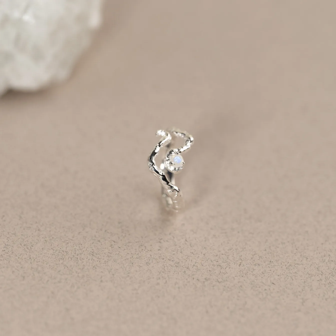 EMILIA MOONSTONE SILVER RING