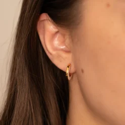 EMMA BORDEAUX ROSE SMALL GOLDEN CREOL EARRING - Sisi Copenhagen