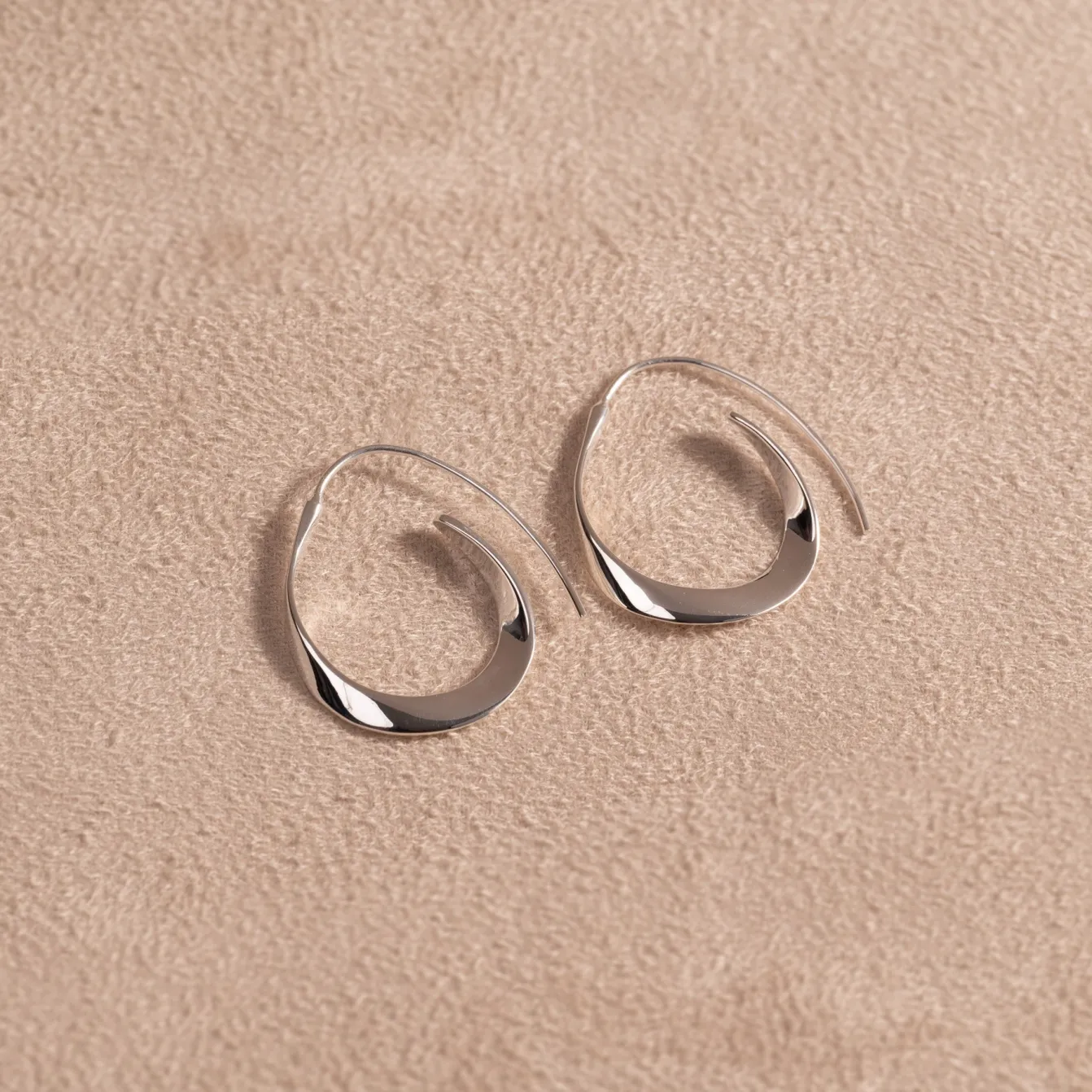 EMMY SILVER CREOL EARRING - Sisi Copenhagen