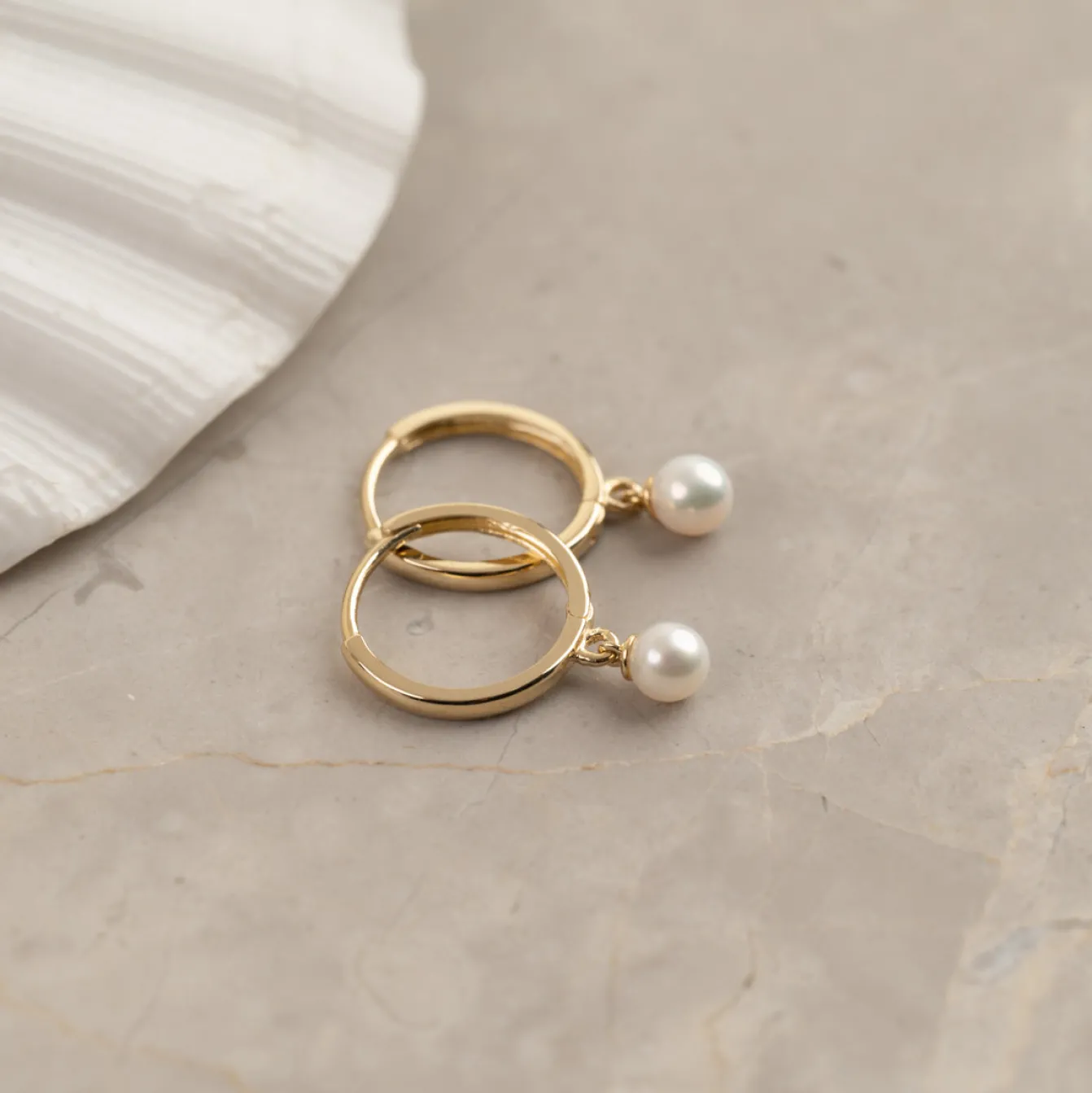ENYA PEARL SOLID GOLD EARRING