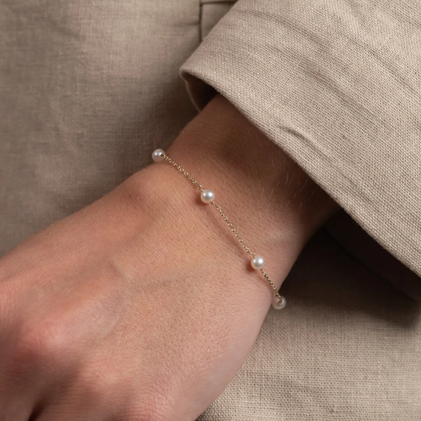 ERICA PEARL SOLID GOLD BRACELET - Sisi Copenhagen