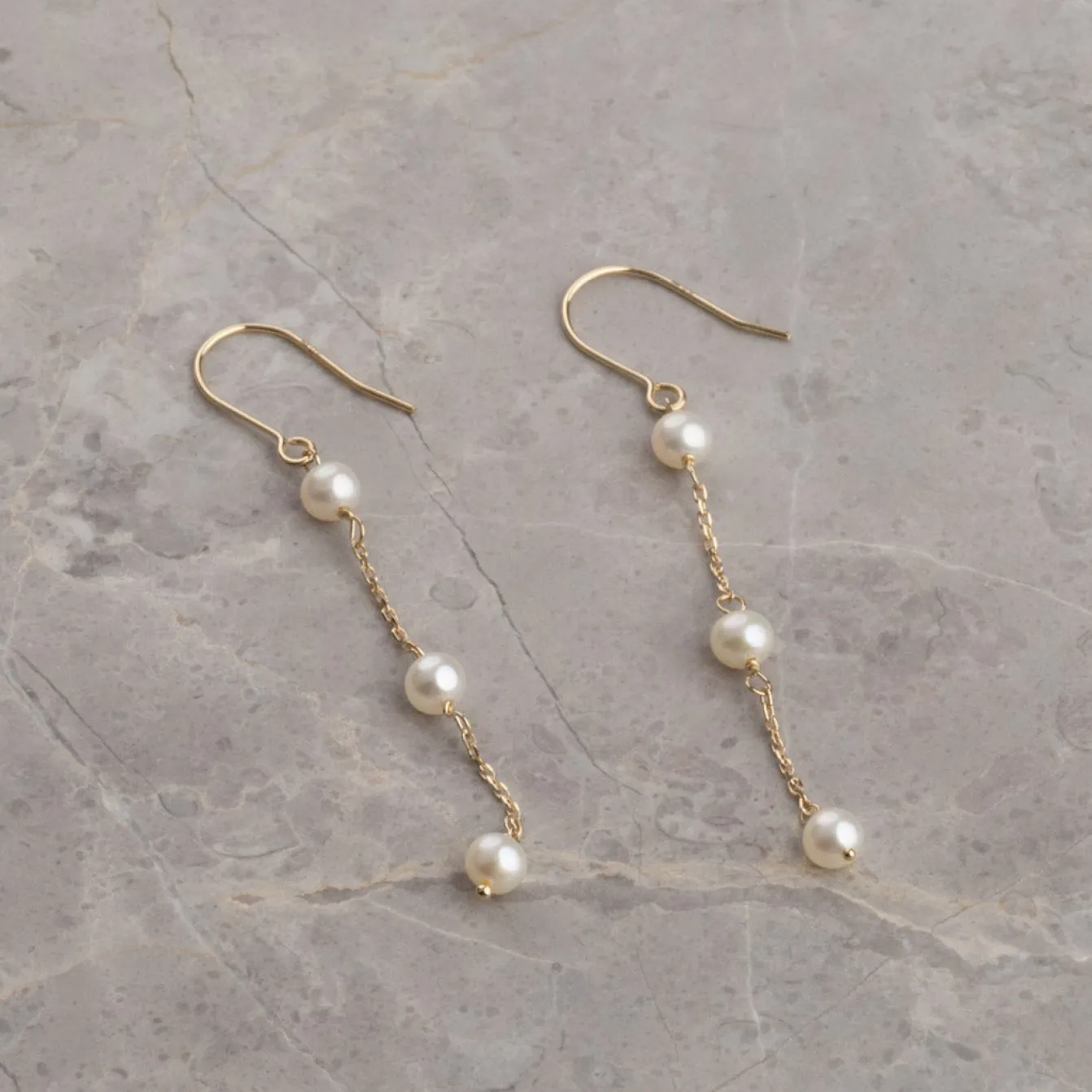 ERICA PEARL SOLID GOLD EARRING - Sisi Copenhagen
