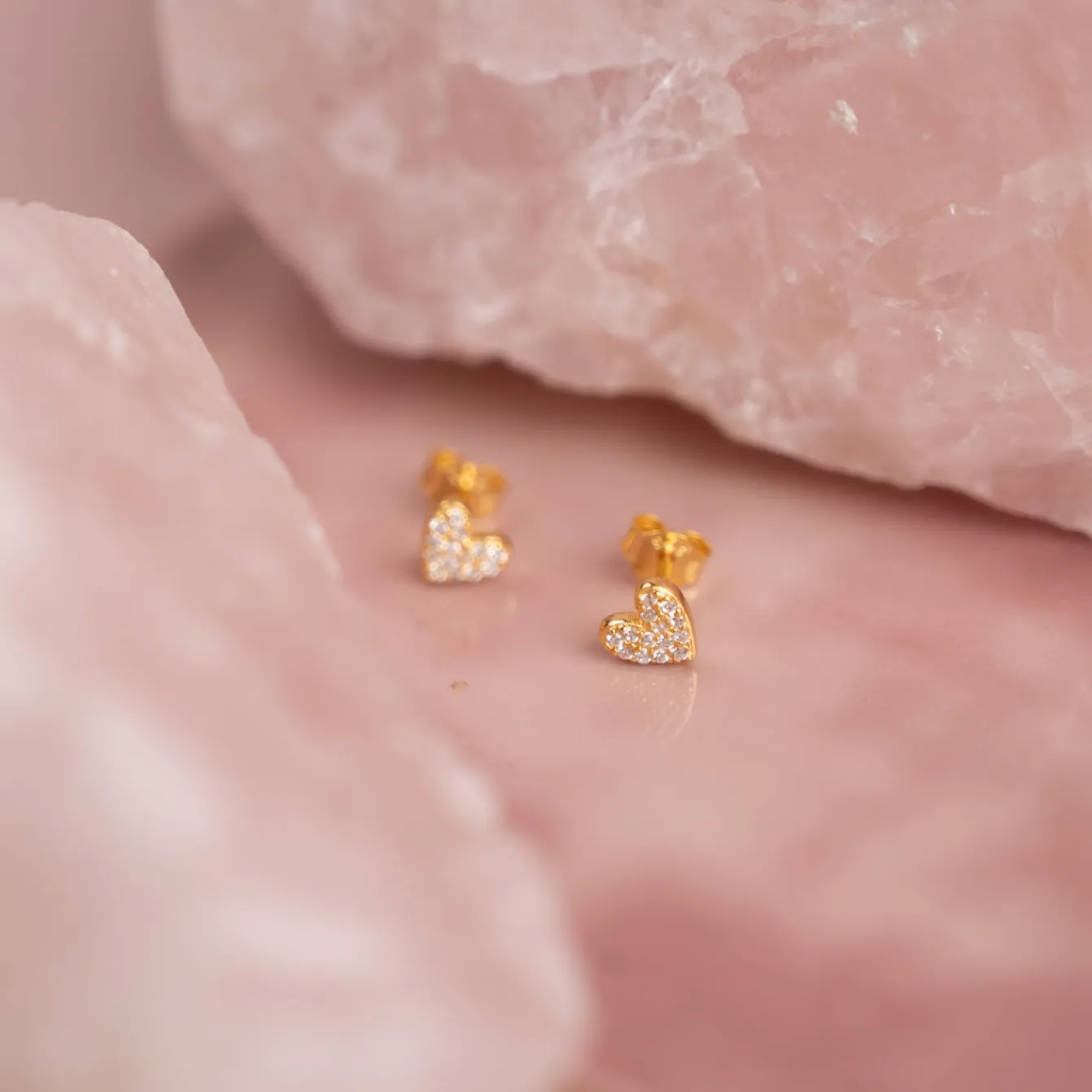 ESME CRYSTAL GOLDEN STUD EARRING - Sisi Copenhagen