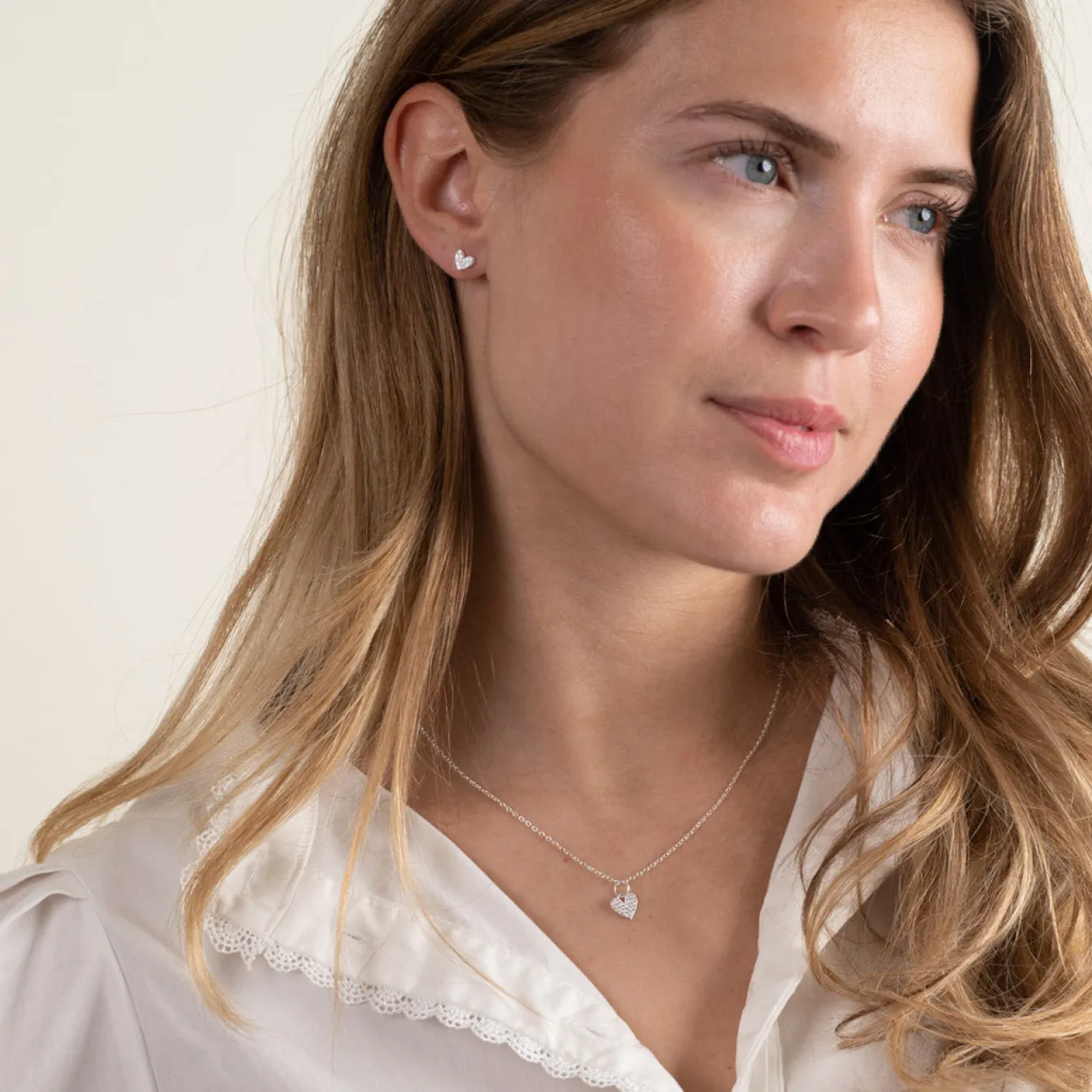 ESME CRYSTAL SILVER STUD EARRING - Sisi Copenhagen