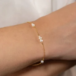 EVIE PEARL GOLDEN BRACELET