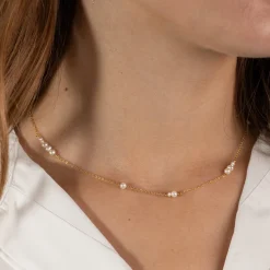 EVIE PEARL GOLDEN NECKLACE