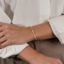 EVIE PEARL SILVER BRACELET