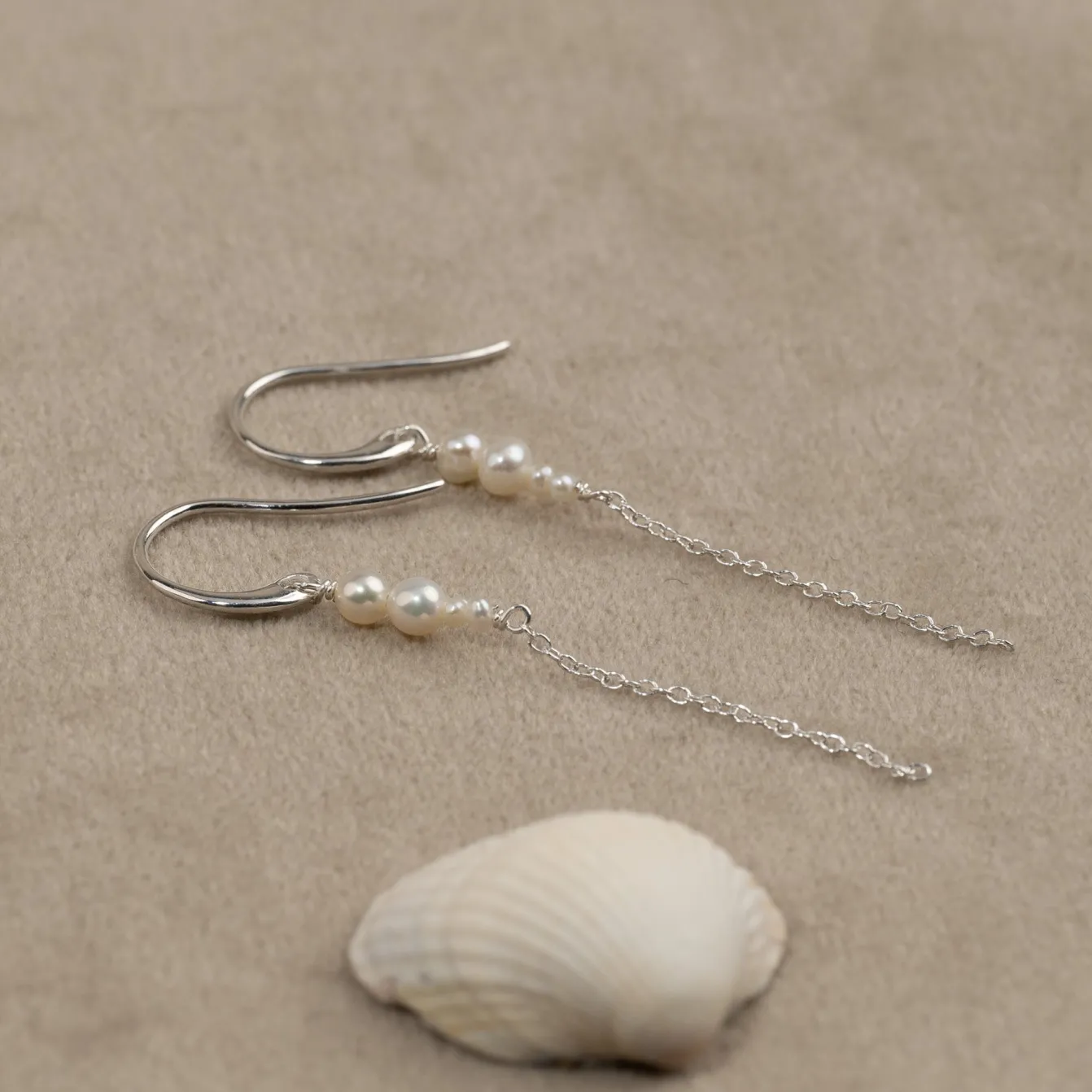 EVIE PEARL SILVER DROP EARRING