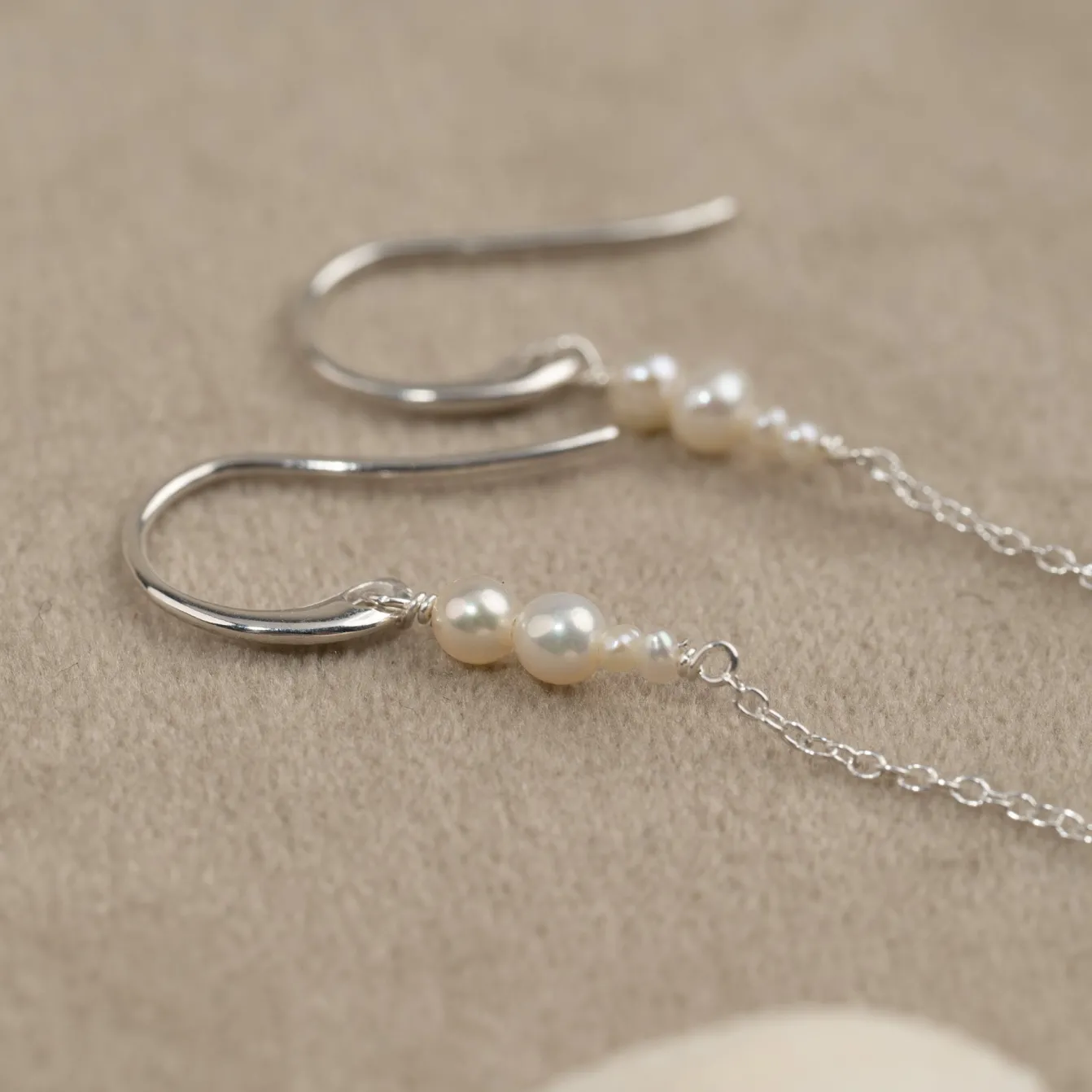 EVIE PEARL SILVER DROP EARRING