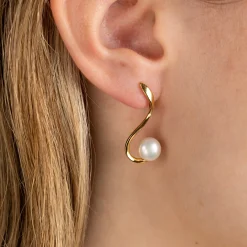 FAYE PEARL GOLDEN EARRING