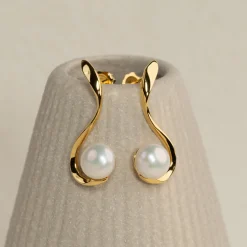 FAYE PEARL GOLDEN EARRING