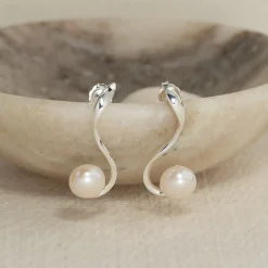 FAYE PEARL SILVER EARRING