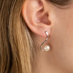 FAYE PEARL SILVER EARRING
