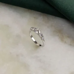 FIVE-STONE TRELLIS DIAMOND RING - 1.0ct - WG