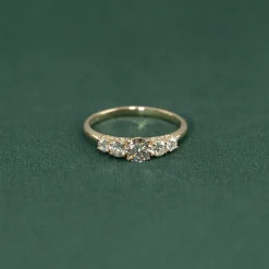 FIVE-STONE TRELLIS DIAMOND RING - 0.7ct - YG
