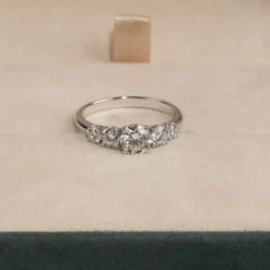 FIVE-STONE TRELLIS DIAMOND RING - 1.0ct - WG