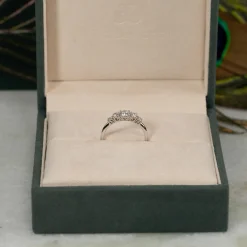FIVE-STONE TRELLIS DIAMOND RING - 0.7ct - WG