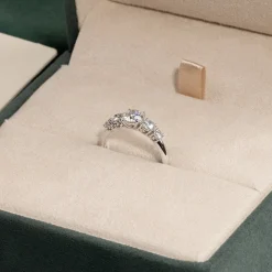 FIVE-STONE TRELLIS DIAMOND RING - 1.0ct - WG