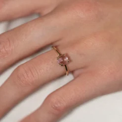 GABI PURPLE AMETHYST SOLID GOLD RING