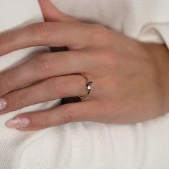 GABI PURPLE AMETHYST SOLID GOLD RING