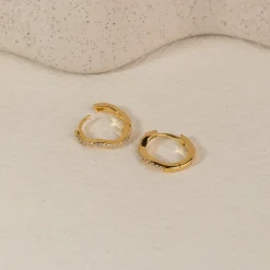 GAIA CRYSTAL GOLDEN HUGGIE EARRING