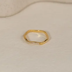 GAIA CRYSTAL GOLDEN RING