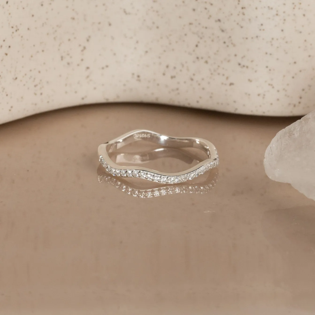 GAIA CRYSTAL SILVER RING