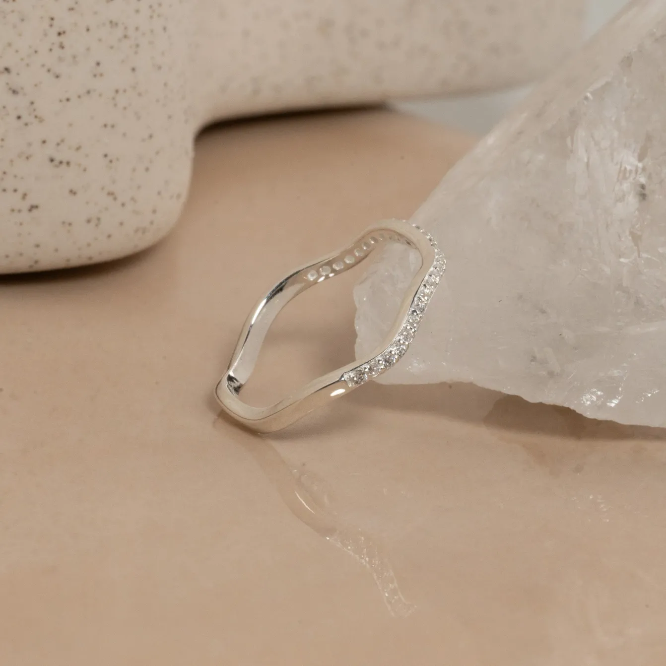 GAIA CRYSTAL SILVER RING
