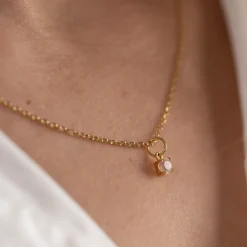 GEMMA MOONSTONE GOLDEN PENDANT - Sisi Copenhagen