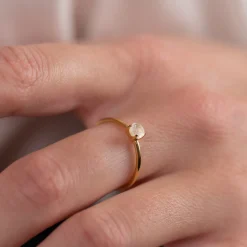 GEMMA MOONSTONE GOLDEN RING - Sisi Copenhagen