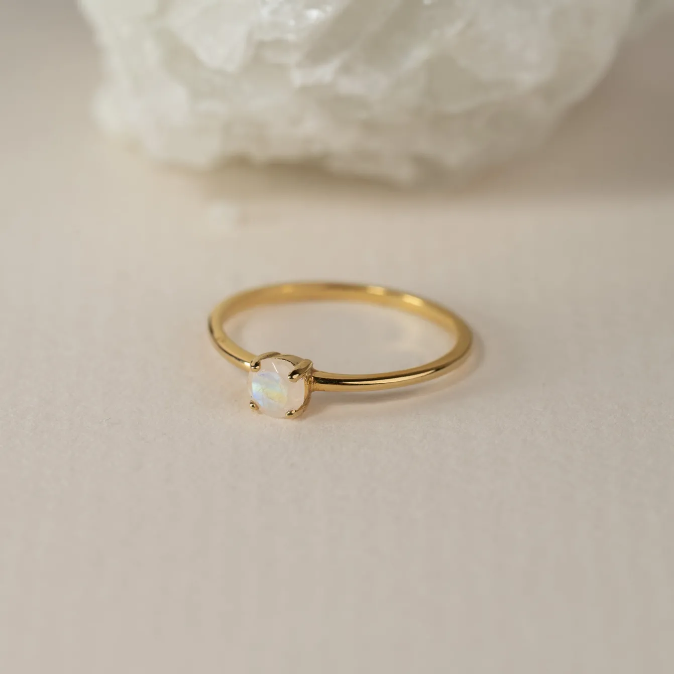 GEMMA MOONSTONE GOLDEN RING - Sisi Copenhagen