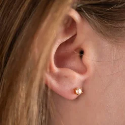 GEMMA MOONSTONE GOLDEN STUD EARRING - Sisi Copenhagen