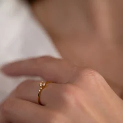 GEMMA ROSE QUARTZ GOLDEN RING - Sisi Copenhagen