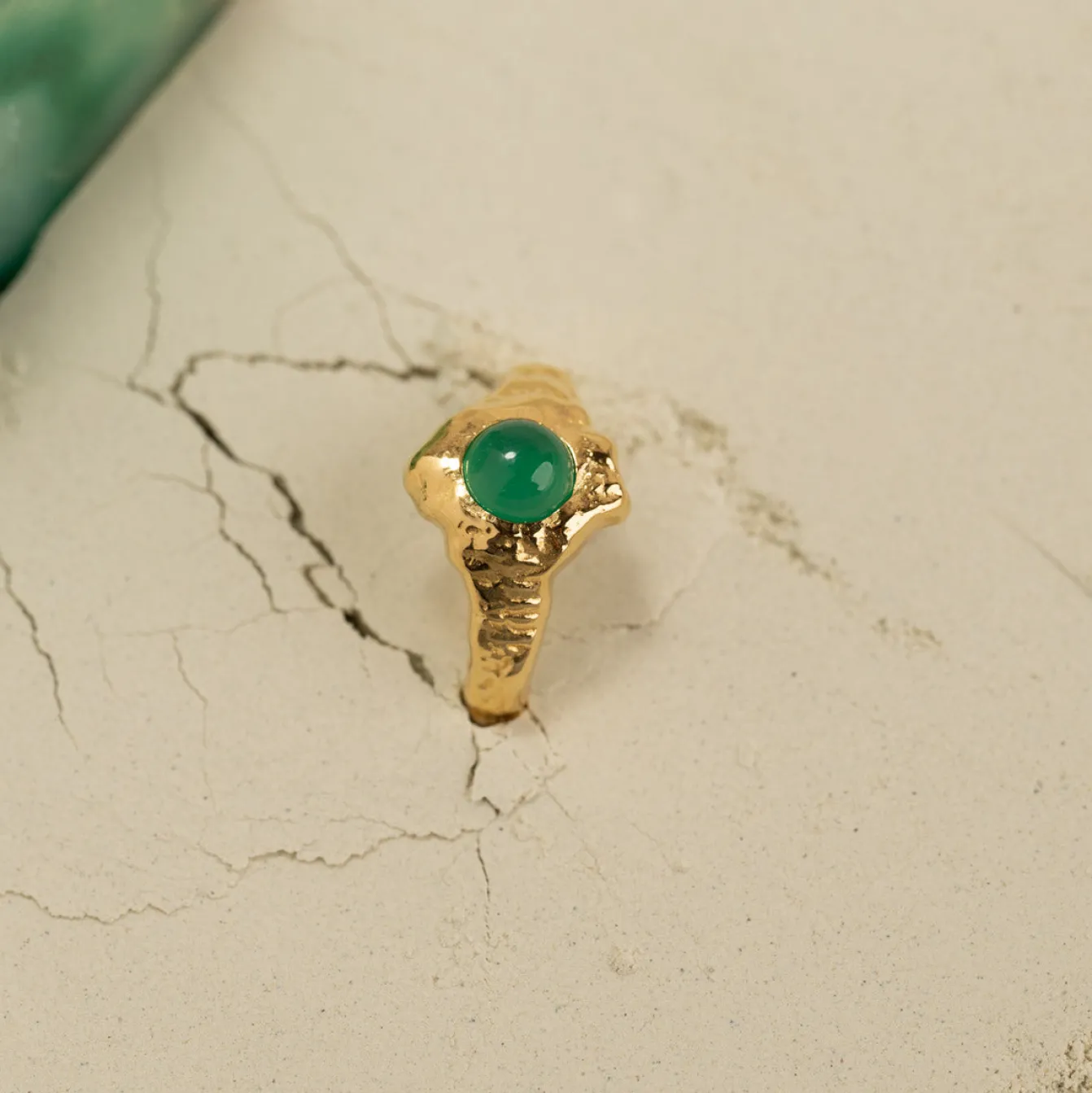 GIGI GREEN AGATE GOLDEN RING