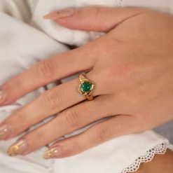 GIGI GREEN AGATE GOLDEN RING