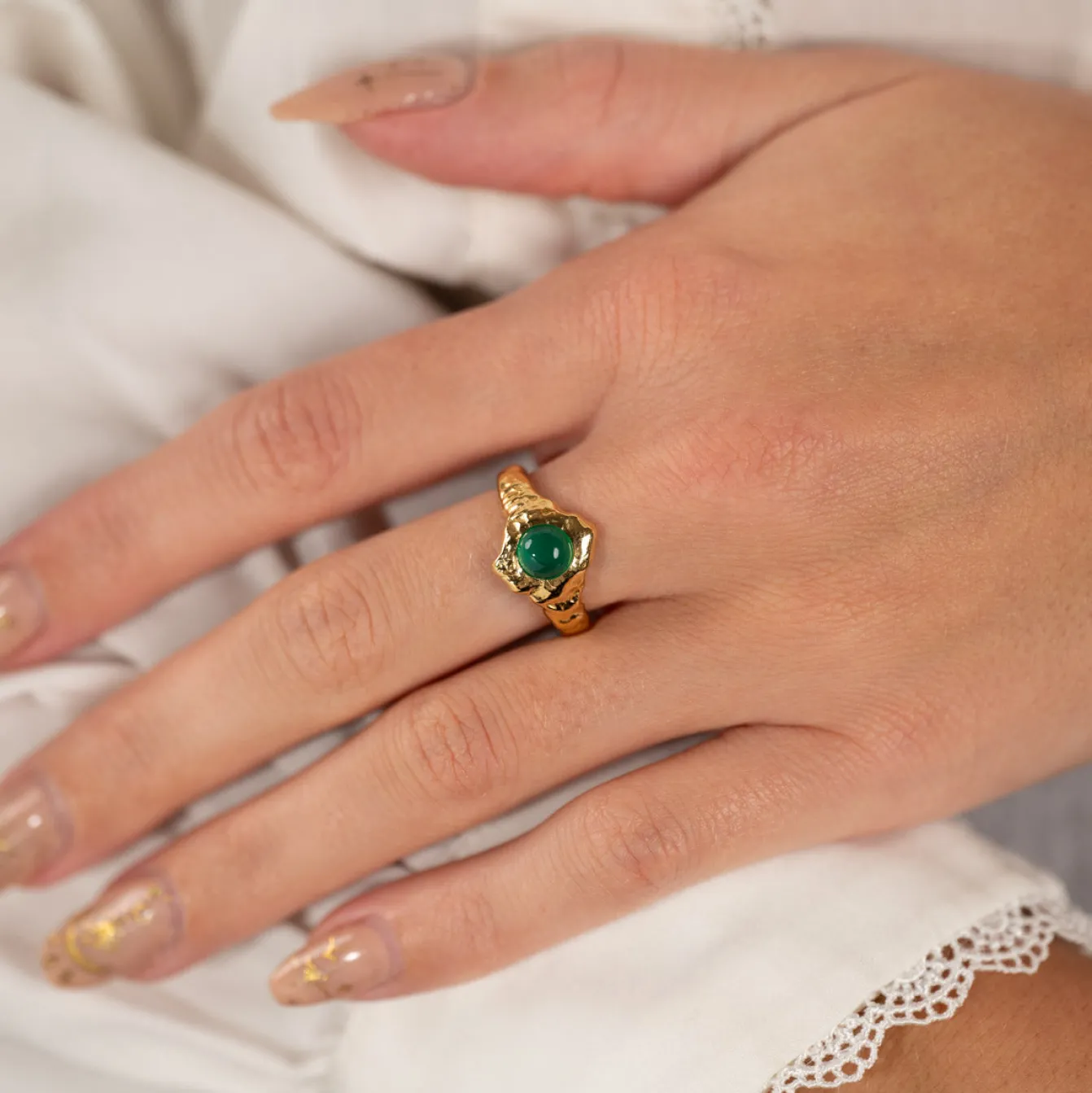 GIGI GREEN AGATE GOLDEN RING