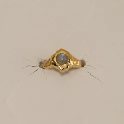 GIGI LABRADORITE GOLDEN RING