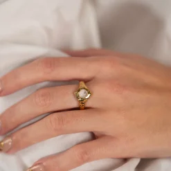 GIGI MOONSTONE GOLDEN RING