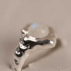 GIGI MOONSTONE SILVER RING
