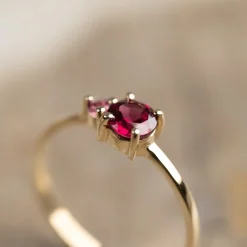 GLADIS PINK RHODOLITE SOLID GOLD RING