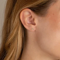 GLORIA CRYSTAL MINI SOLID GOLD EARRING