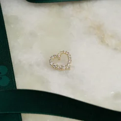 GRADUATING CURVED HEART DIAMOND PENDANT - 0.45ct - YG